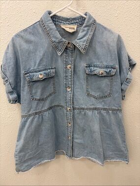 Savanna Jane Light Blue Denim Button-Front Peplum Top